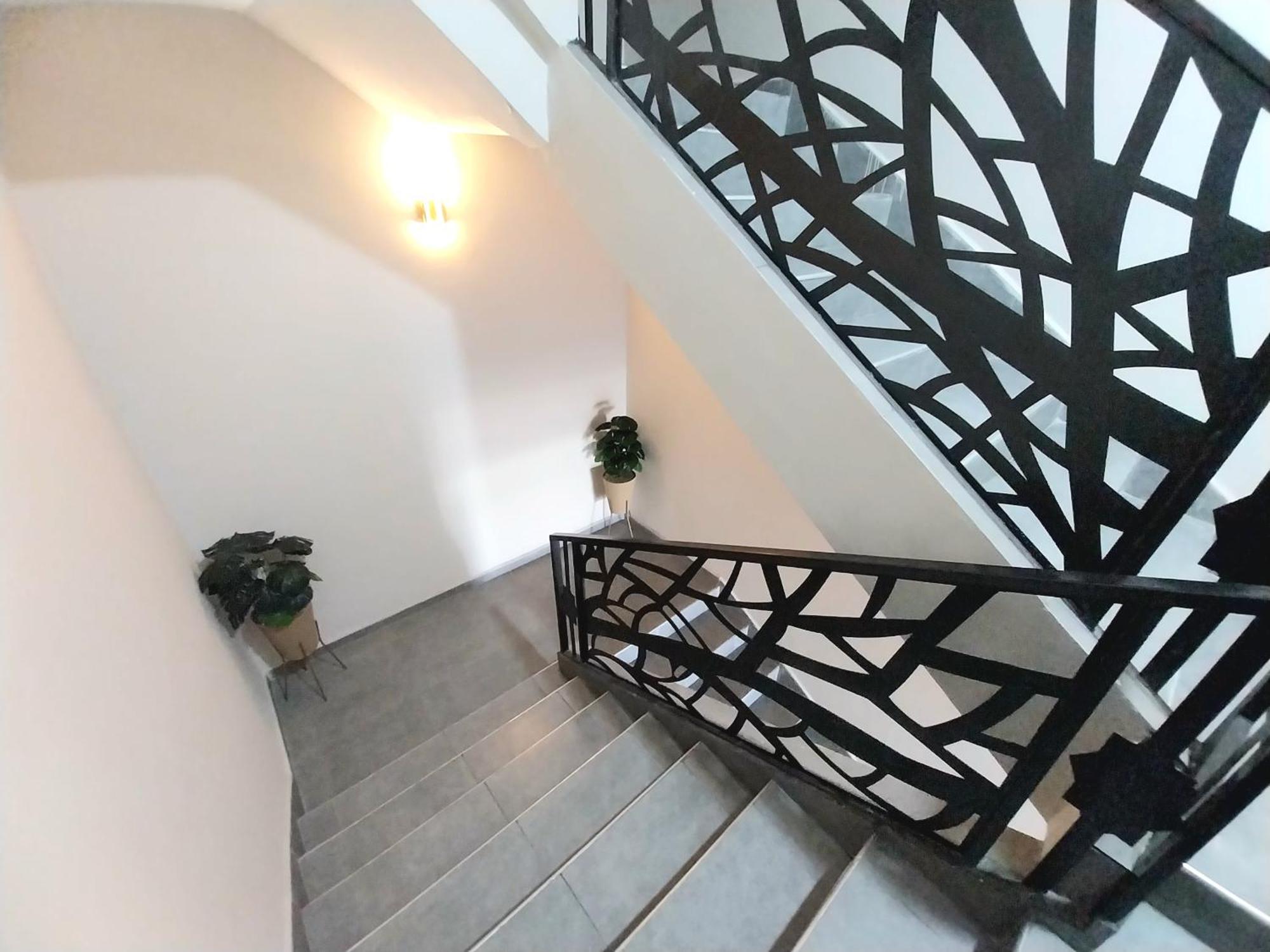 Cosy Appartement Proche De L'Aeroport Mohamed 5 Deroua Kültér fotó