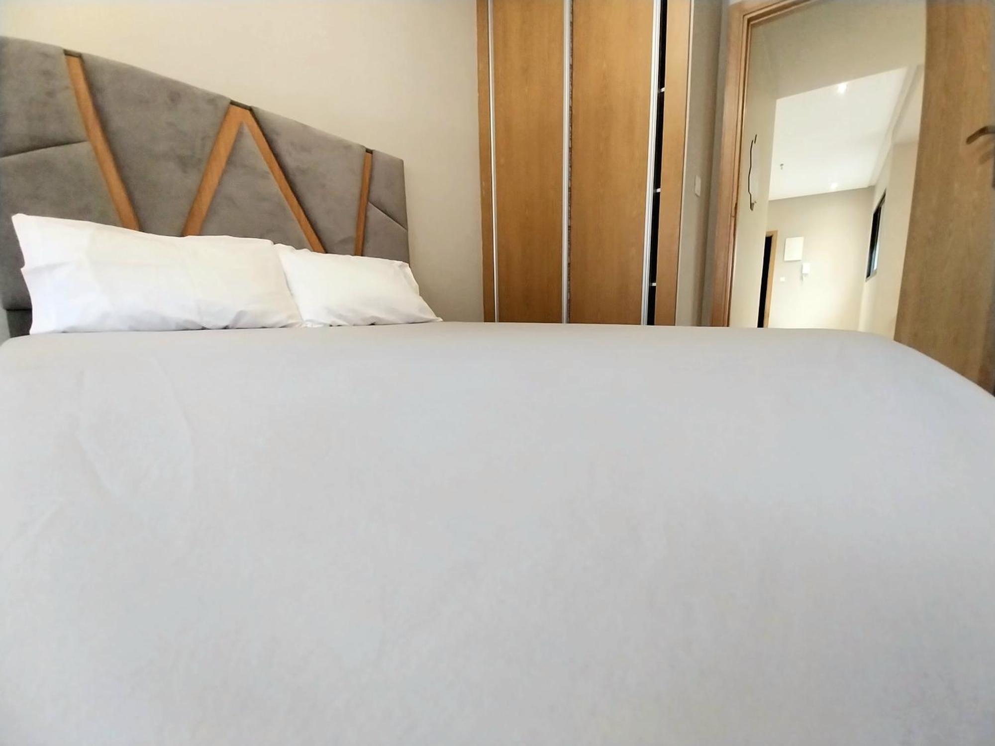 Cosy Appartement Proche De L'Aeroport Mohamed 5 Deroua Kültér fotó